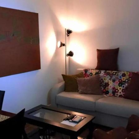 Charming Apartment Near The Eiffel Tower Париж Екстериор снимка