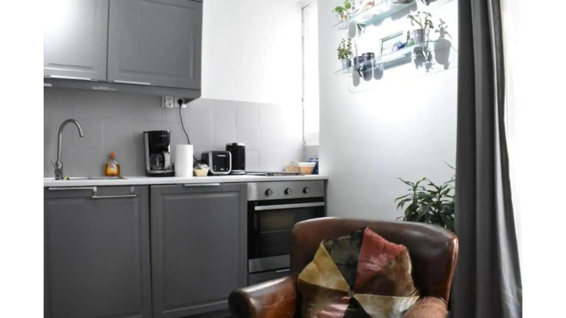 Charming Apartment Near The Eiffel Tower Париж Екстериор снимка